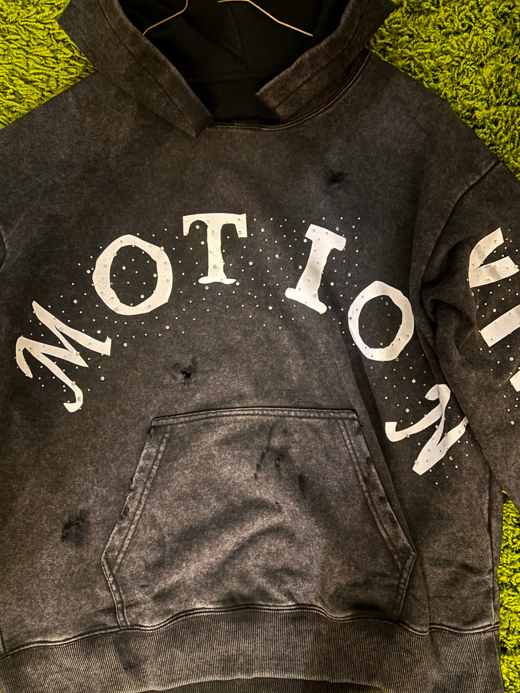 VIVID MOTION HOODIE